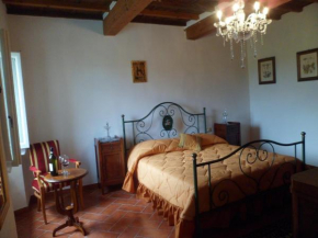 Hotels in Meleto